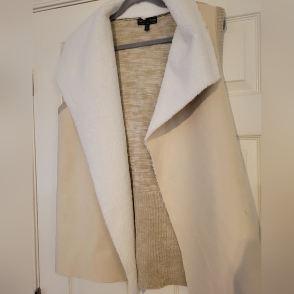 Senna Sage Beige Women's Faux Fur Soft Opened Cardigan Sweater Vest Size 2XL - Picture 1 of 4